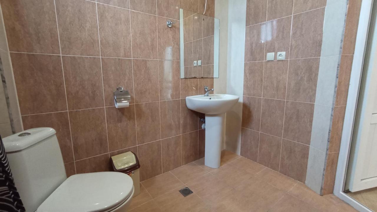Guest House Karla Кобулети Экстерьер фото